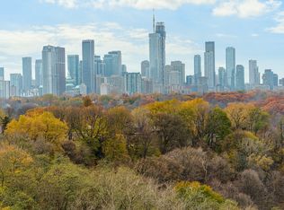 1010 Broadview Ave, Toronto, ON M4K2R8