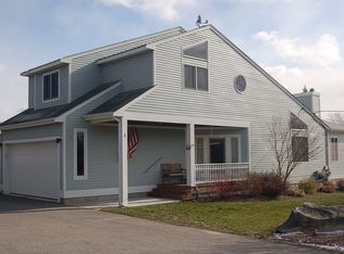 1 Brian Dr, Bristol, RI 02809