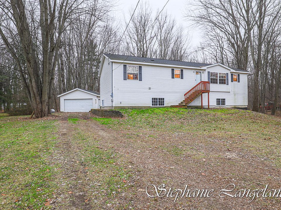 2568 Hoover Rd, Casnovia, MI 49318 Zillow