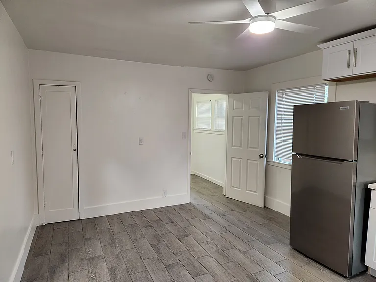 600 Grove St — Photo 7