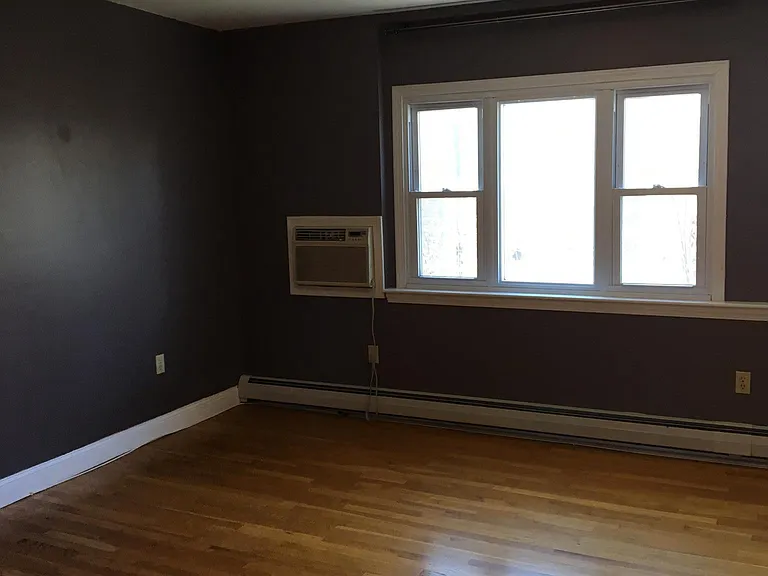 14 Ward St #2 — Photo 5