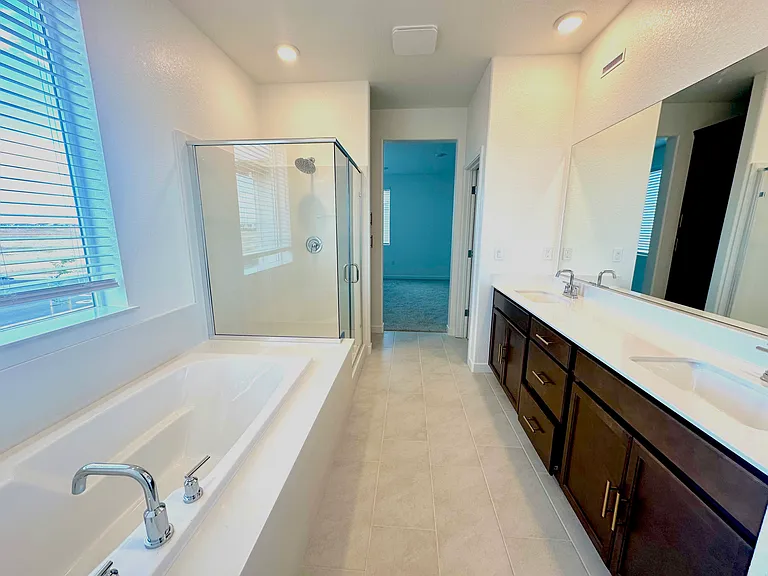 8112 Moongate Way — Photo 9