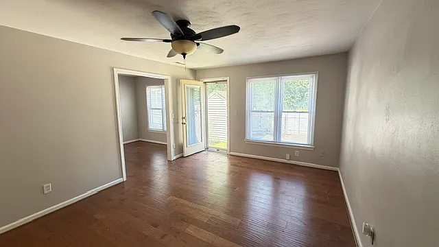 535 Mulligan Dr — Photo 7