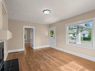 8316 SE Raymond Ct UNITS A & B, Portland, OR 97266