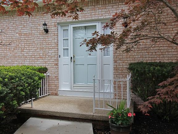 3rd image of 58 Telfair Dr