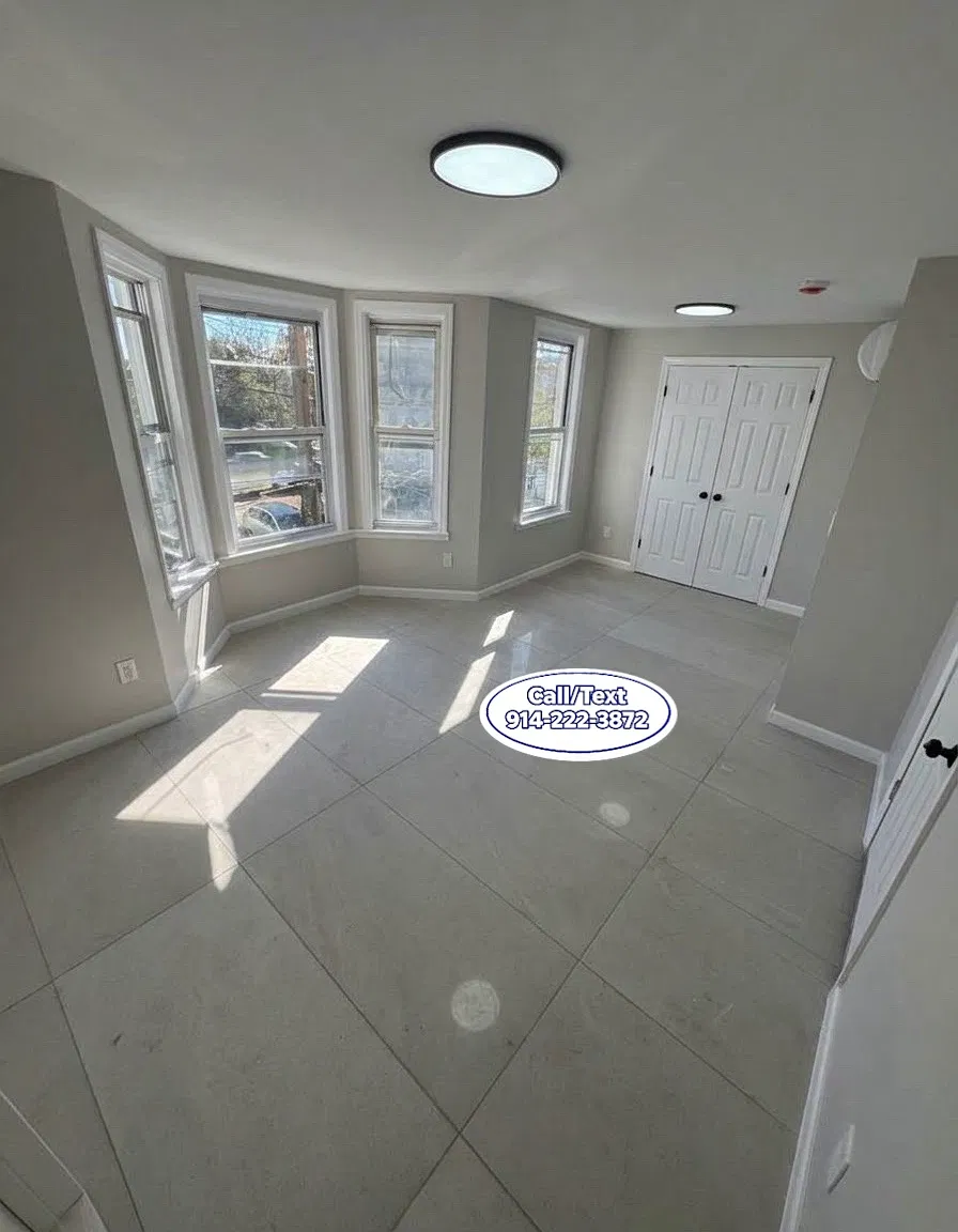 139 Voss Ave — Photo 3