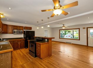 540 16th St, West Des Moines, IA 50265