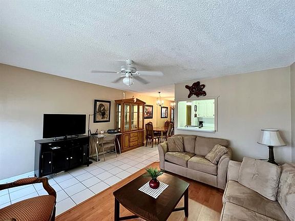 2nd image of 79 Kingswood E #D