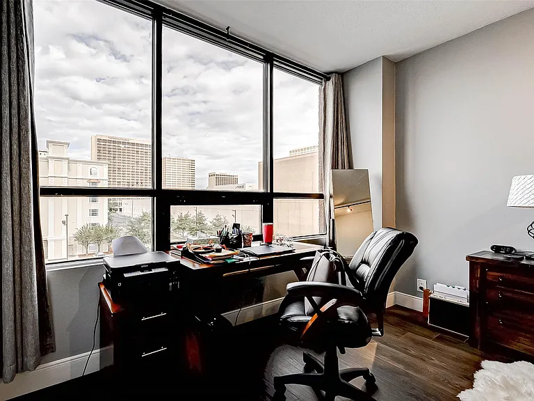5150 Hidalgo St #402 — Photo 42