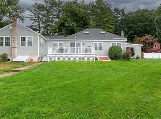 13 Lakeshore Dr, Bellingham, MA 02019