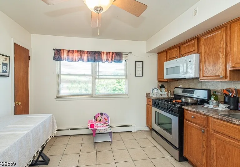 20 Halsey Ave #6 — Photo 7
