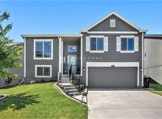 7732 N 87th St, Omaha, NE 68122
