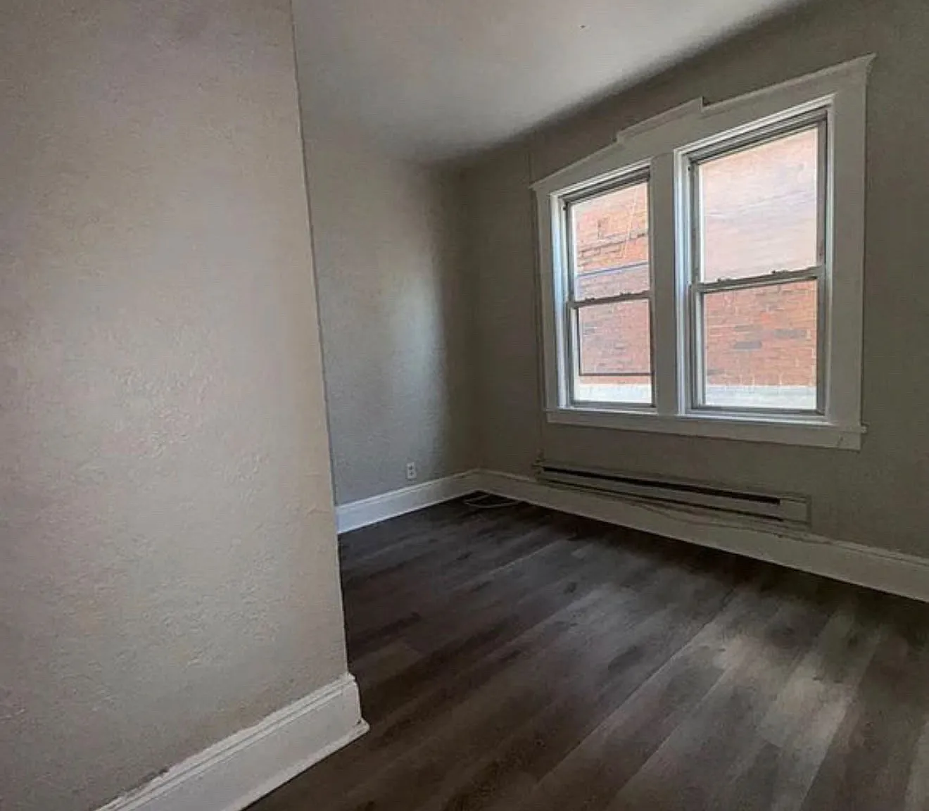 5 Larson Ct — Photo 3