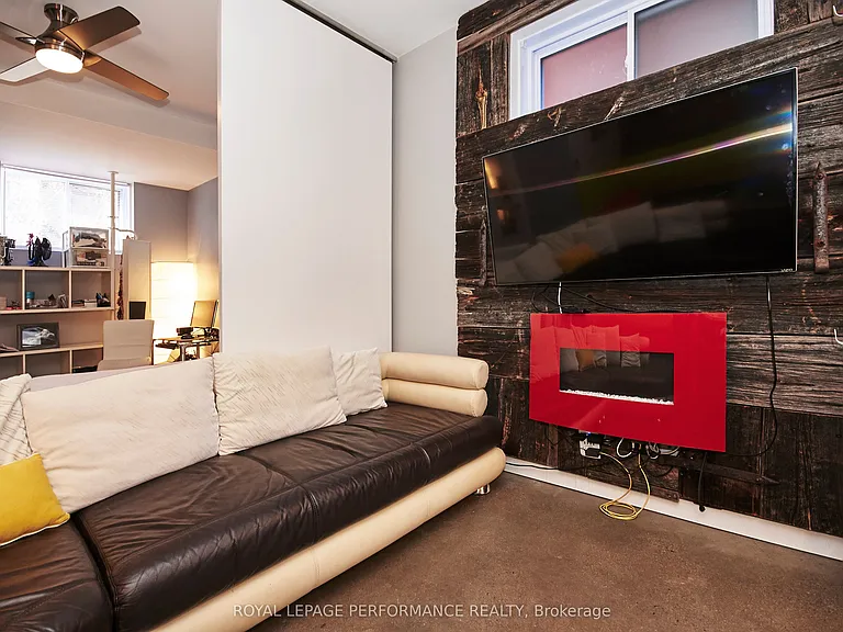 82 3rd Ave #B — Photo 6