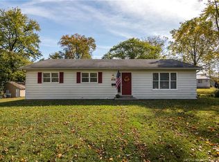 412 Oak St, Sellersburg, IN 47172