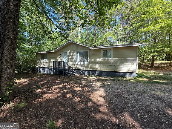 2nd image of 36 Hill Rd