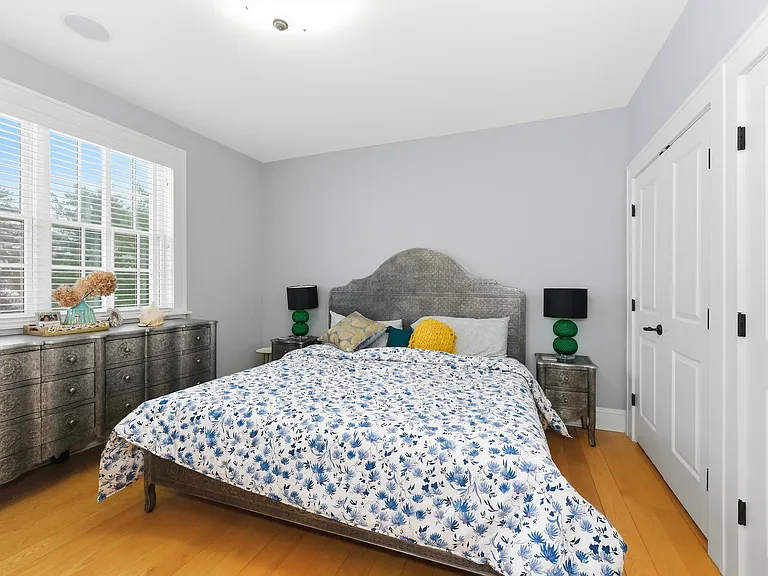 4000 Windsor Dr — Photo 27