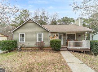 2644 Laurel View Dr, Snellville, GA