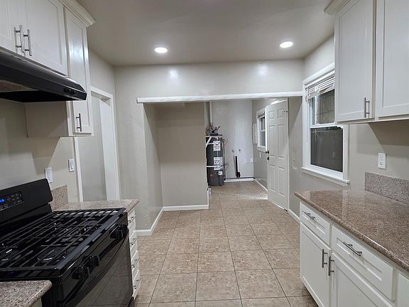 5th image of 5748 Nina Way