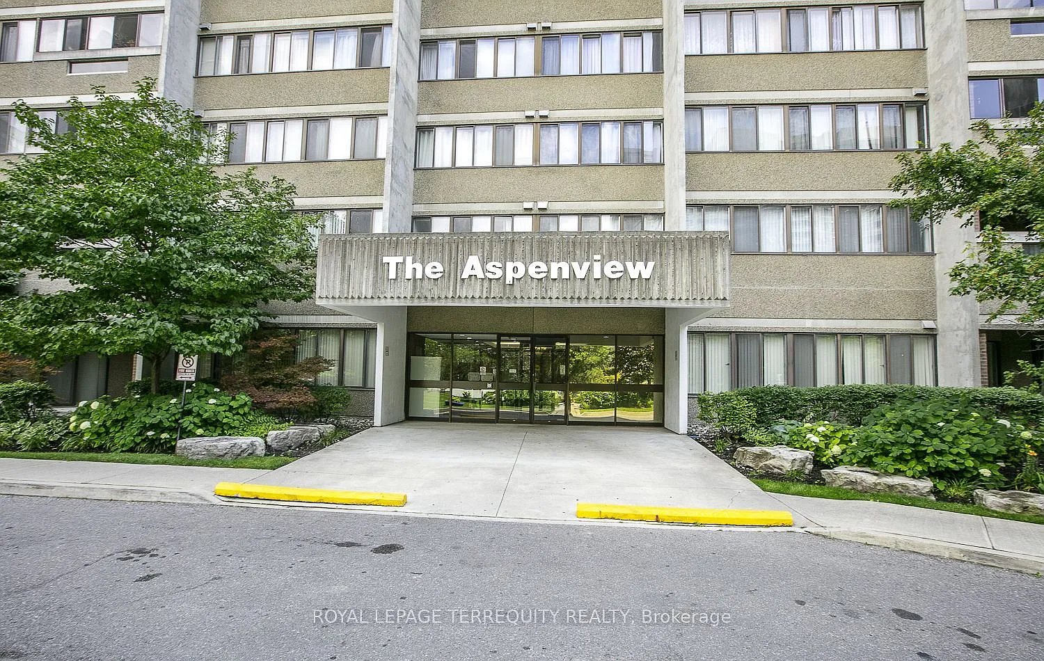 The Aspenview — Photo 2