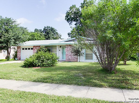 3rd image of 6303 Flint Rock Dr