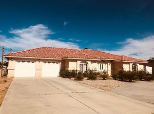 11042 Pinon Ave, Hesperia, CA 92345