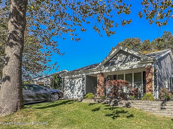 4th image of 1514 Serrata Way