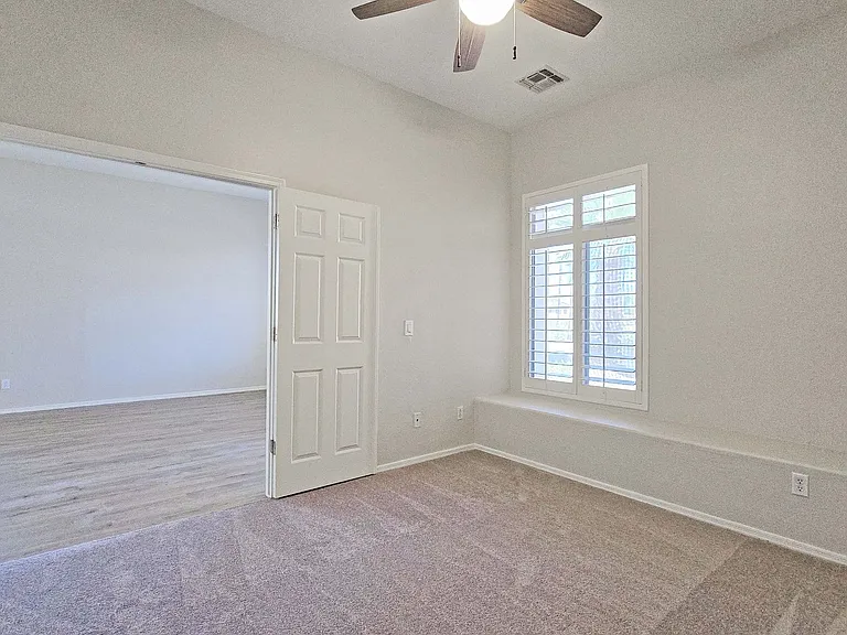 13588 W Alvarado Dr — Photo 28
