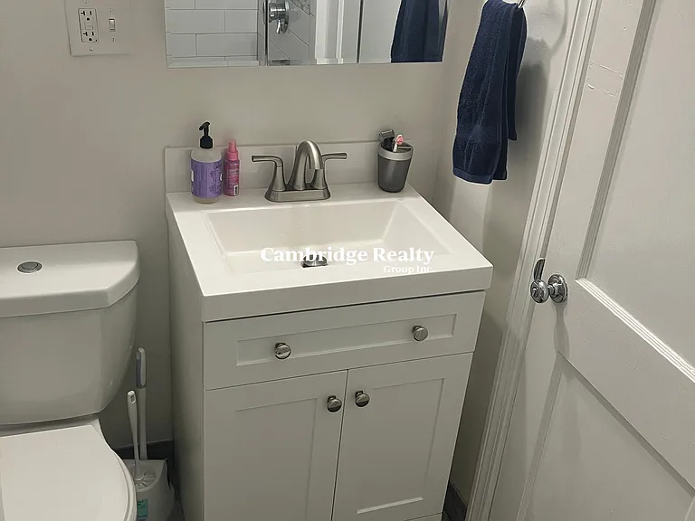 12 Farrington Ave #5T — Photo 13