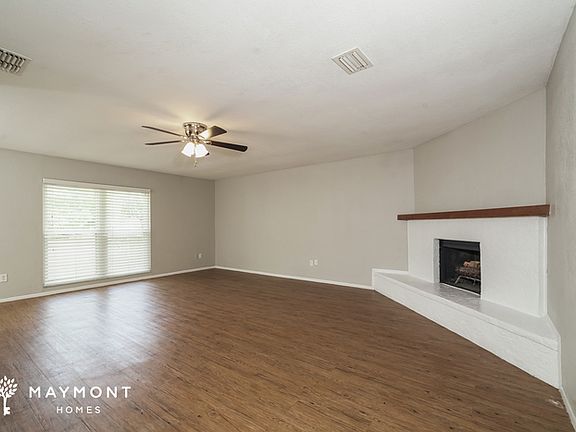 3rd image of 3407 Groveview Dr