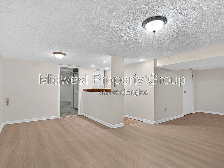 370 Gerald Ave — Photo 22