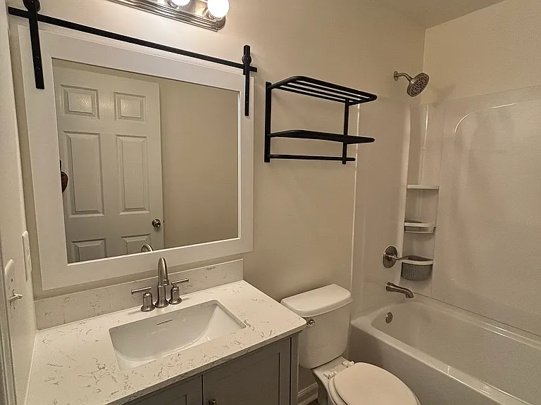 18 Sharpstone Ln — Photo 11