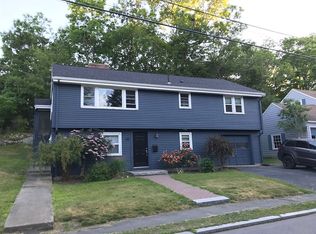 45 Smith St, Marblehead, MA 01945
