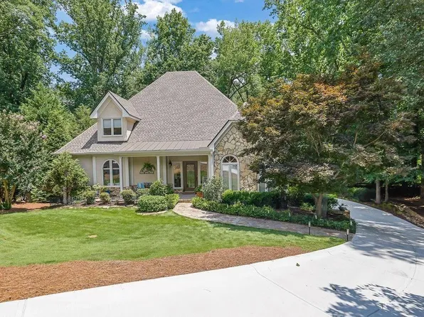 9370 Bluffwind Chase, Roswell, GA 30076