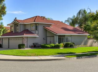 938 Knights Bridge Ln, Redlands, CA 92374