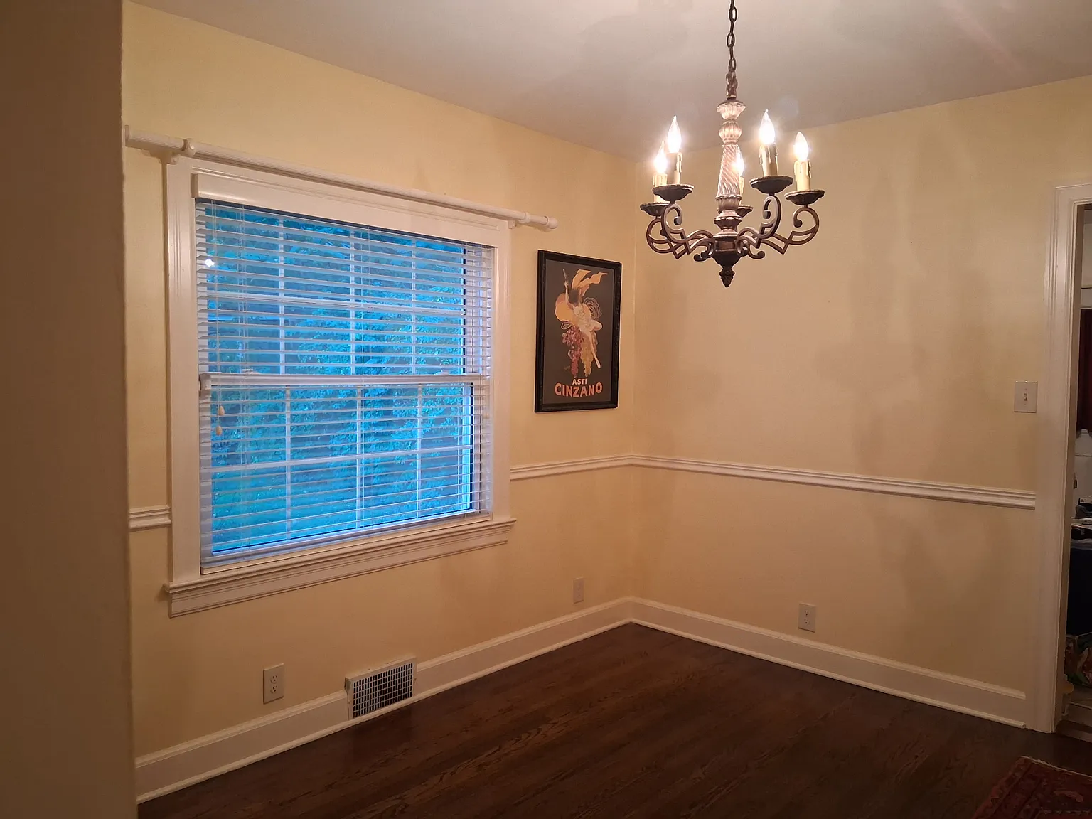 2 bed, 1296 sqft, $1,850 — Photo 4