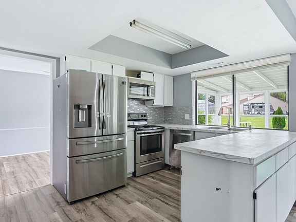 4th image of 7509 Countryview Dr