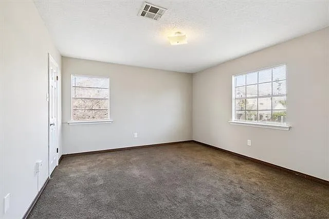 44 Brandon Hall Dr #D — Photo 6