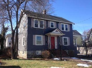 5 Anawan Ter, West Roxbury, MA 02132