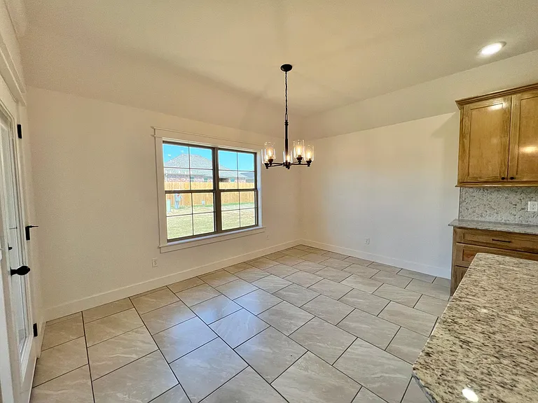 975 Sugar Pine St — Photo 8