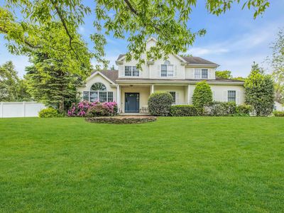 6 Esteves Court, Melville, NY, 11747