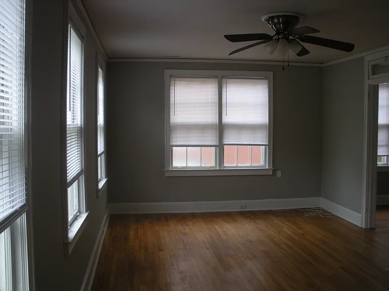 320-322 S Woodrow St — Photo 21