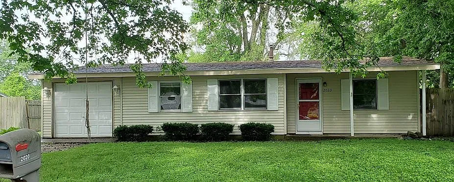 2020 Greendale Dr photo 1