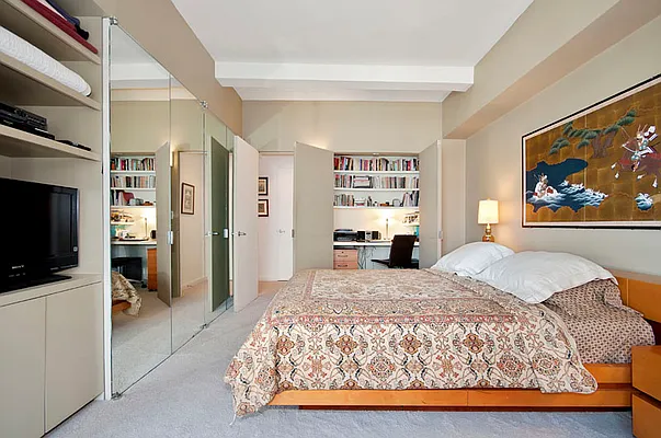 Sold by Ann Weintraub, Ltd. | media 15