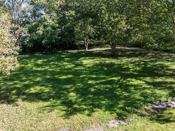 219 S 11th St, Adel, IA 50003