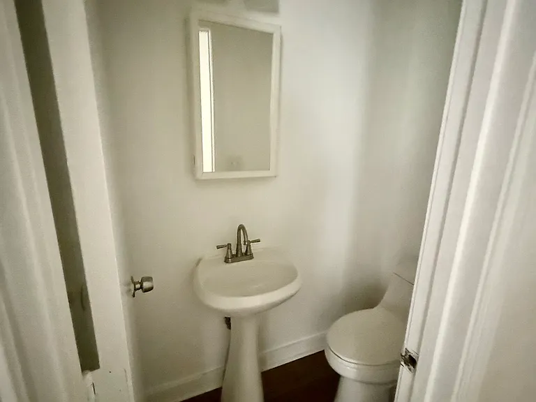2596 Godfrey Dr NW — Photo 8