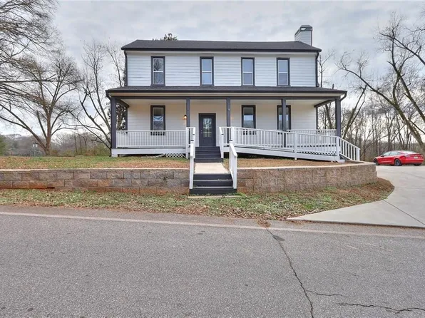 255 Athens St, Carnesville, GA 30521