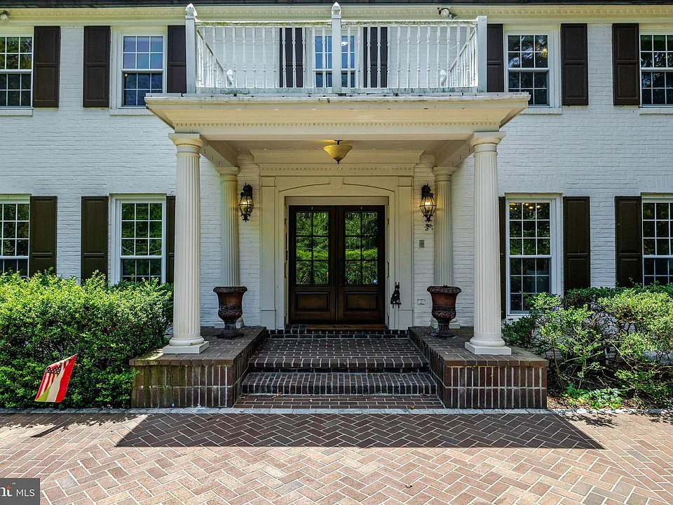 7845 Old Dominion Dr