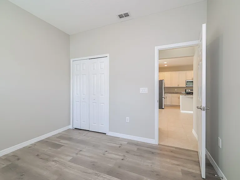 1392 Merion Dr — Photo 11