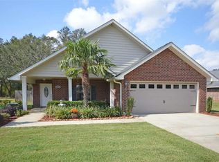 5461 Tucker Cir, Pace, FL 32571